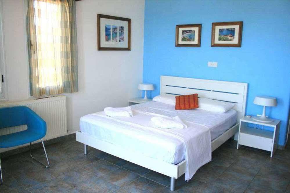Blue Coral Beach Villas Paphos 外观 照片