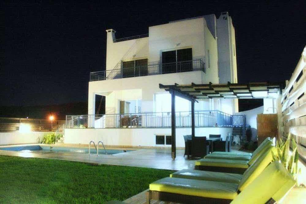 Blue Coral Beach Villas Paphos 外观 照片