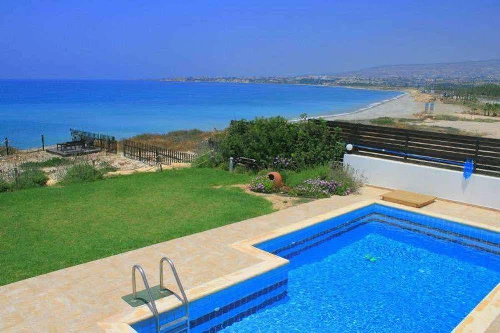 Blue Coral Beach Villas Paphos 外观 照片